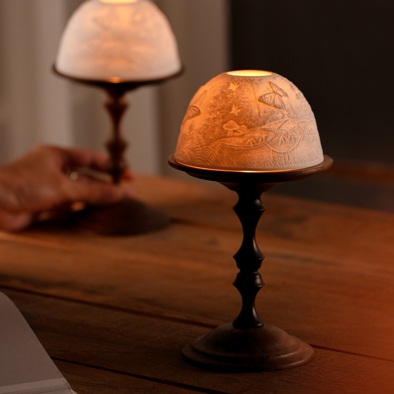 Vintage Walnut Candle Holder w - Collectible Vintage Matches recension och pris