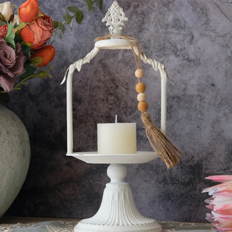 French Style High Legged Iron  - Collectible Vintage Matches recension och pris