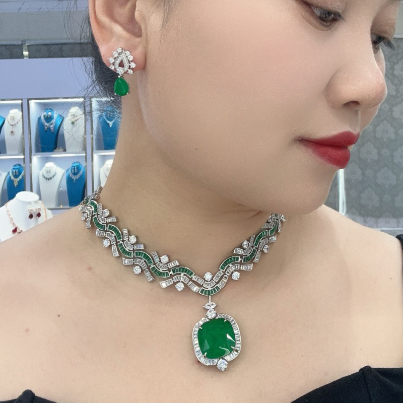 Designer Collection Style Neck - Vintage Collectible Jewelry recension och pris