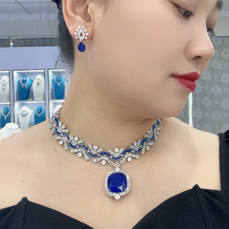 Designer Collection Style Neck - Vintage Collectible Jewelry recension och pris
