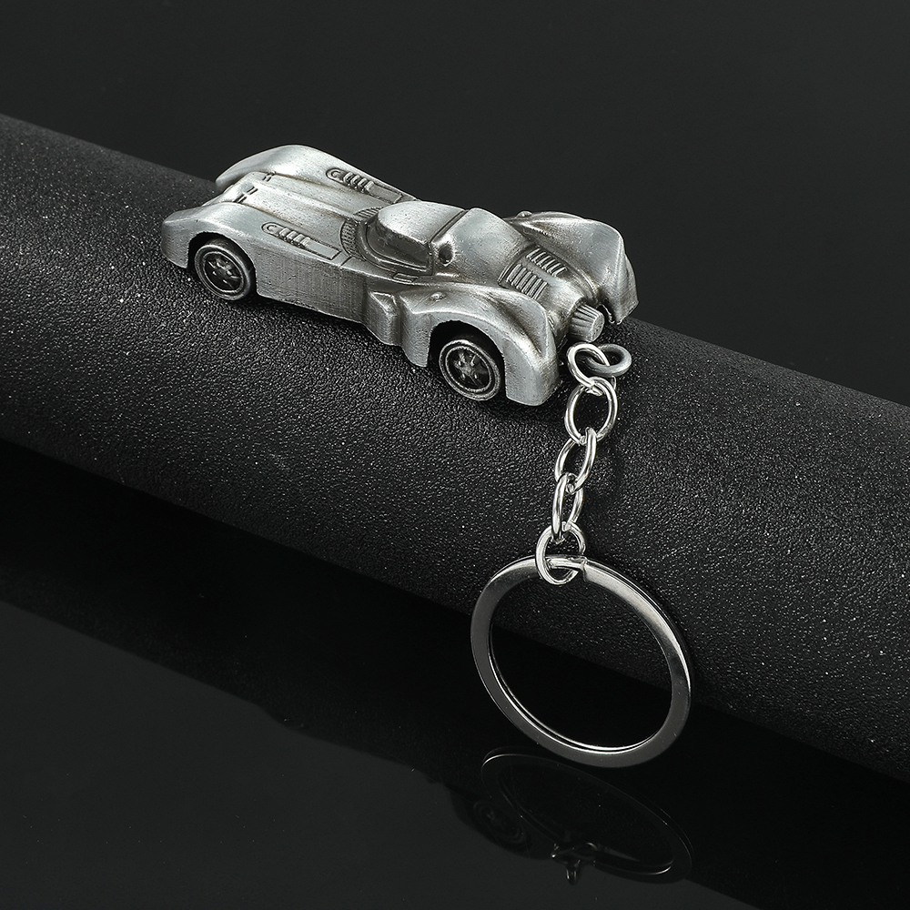 Classic Vintage Bat Car Pendan - Vintage Collectible Show recension och pris