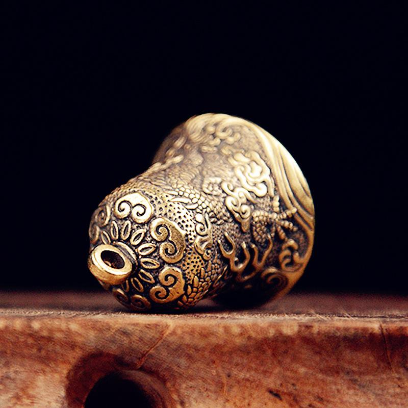 Vintage Brass Bell Carved Drag - Vintage Collectible Bells recension och pris