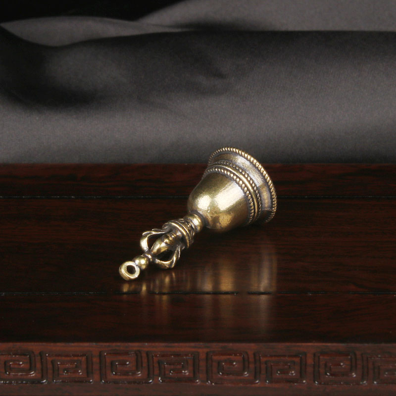 Vintage Brass Diamond Bell Key - Vintage Collectible Bells recension och pris
