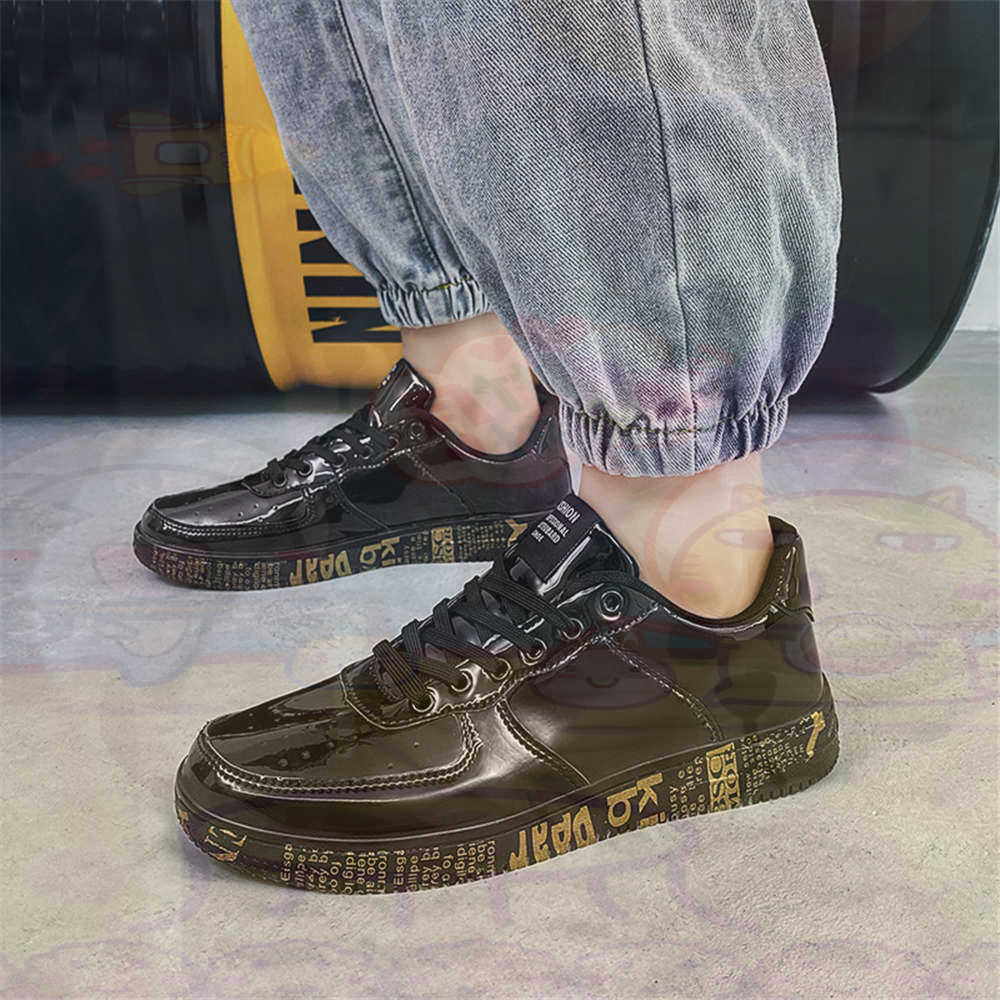 Round Foot Size 45 Sneakers Wh - Vintage Collectible Stores recension och pris